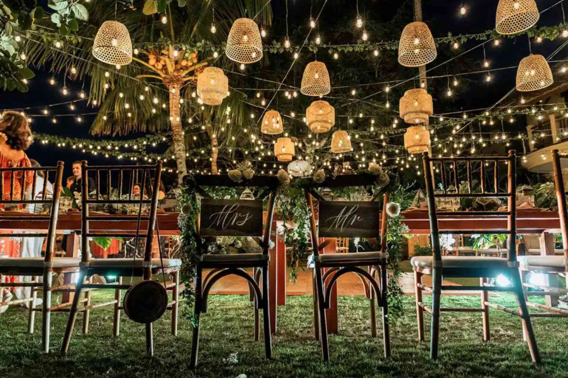 den-trang-tri-quan-cafe-ngoai-troi-1