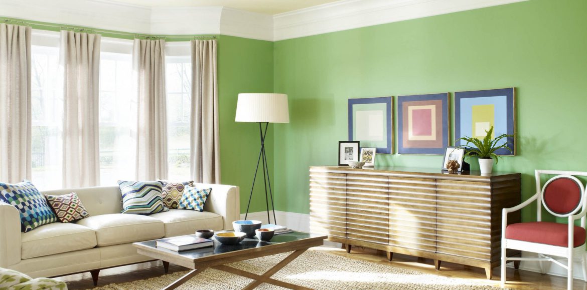 mau-xanh-la-cho-phong-khach